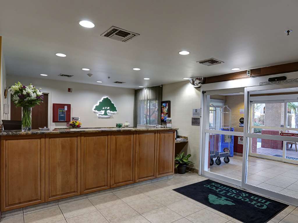 Holiday Inn Express & Suites Phoenix - Mesa West By Ihg Exterior foto